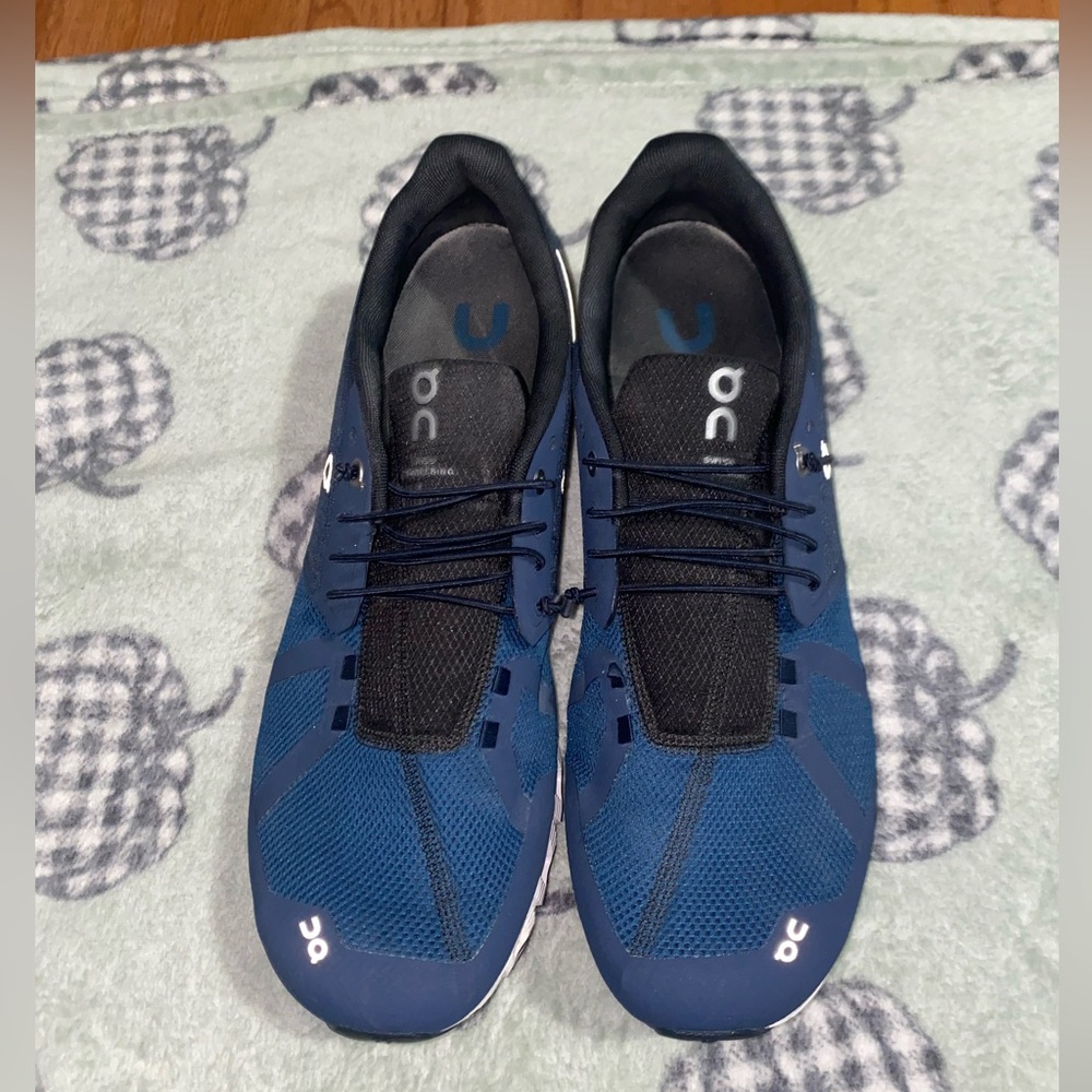 ON Running shoes Blue